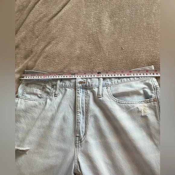 Madewell Blue Straight Leg Jeans with Vintage Appeal - Picture 9 of 15